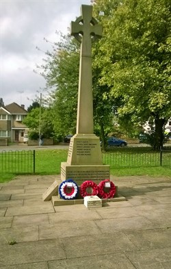 Cenotaph in Corby Old Village
