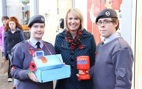 Poppy Appeal Cdt Walvin And Cdt Ewers